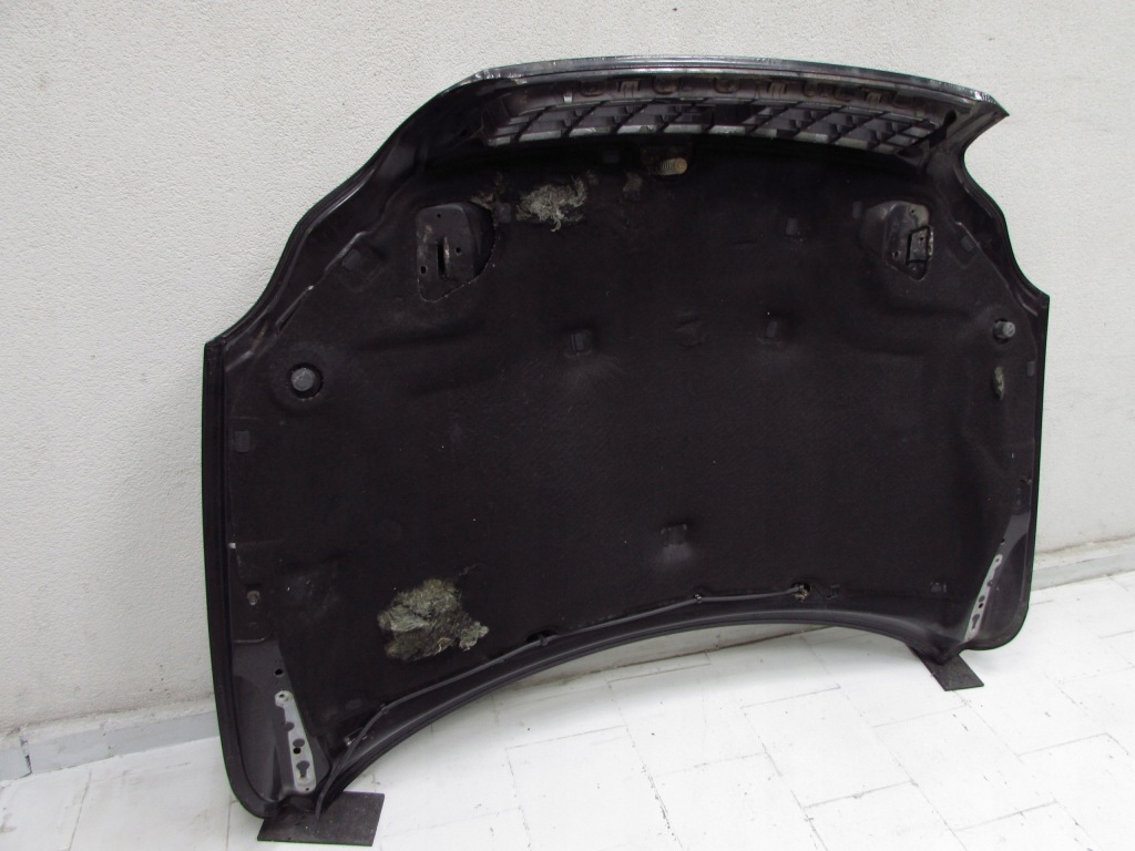 Volvo xc90 02-14 капот кришка двигуна решітка радіатора решітка  487 в Україні