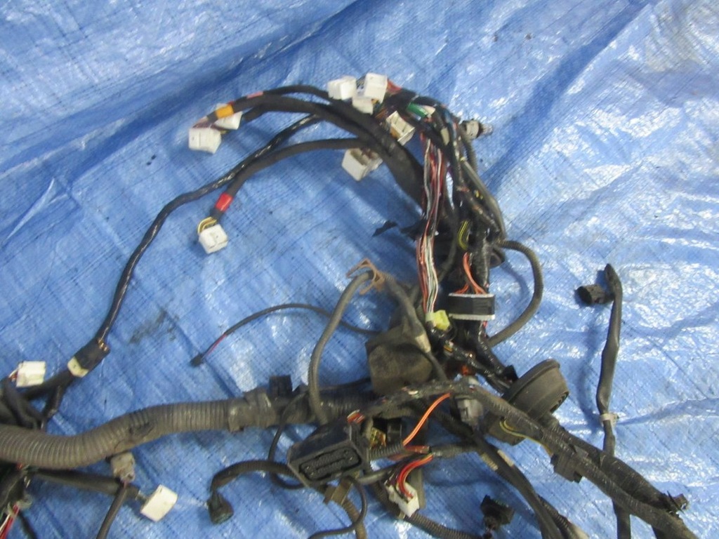 фото №5, Isuzu d-max ii 2.5d 2013 електропроводка джгут відсік двигуна