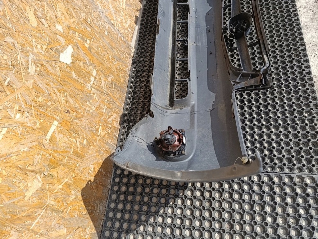 фото №9, Mazda tribute бампер перед противотуманные фары