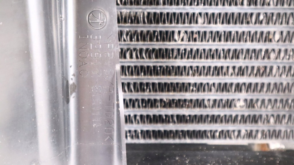 фото №8, Toyota land cruiser 200 4.5 v8 радиатор масла коробки передач 32917-60020