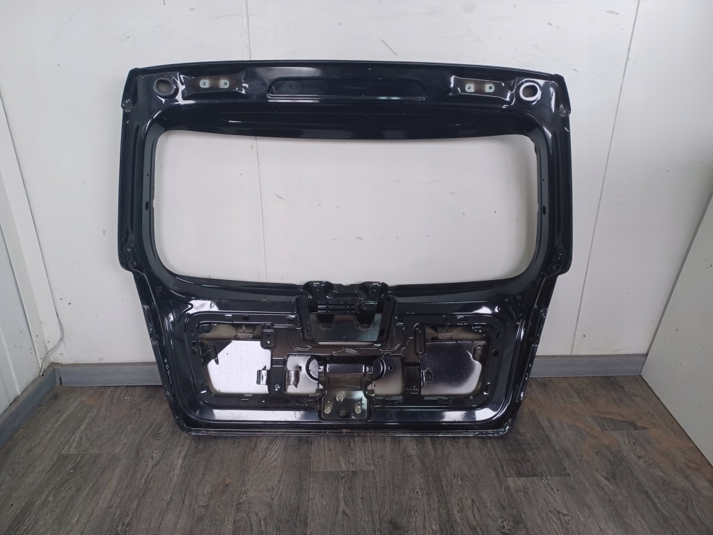 фото №10, Крышка багажника задняя задняя --- skoda fabia iii lift hb хэтчбек ------