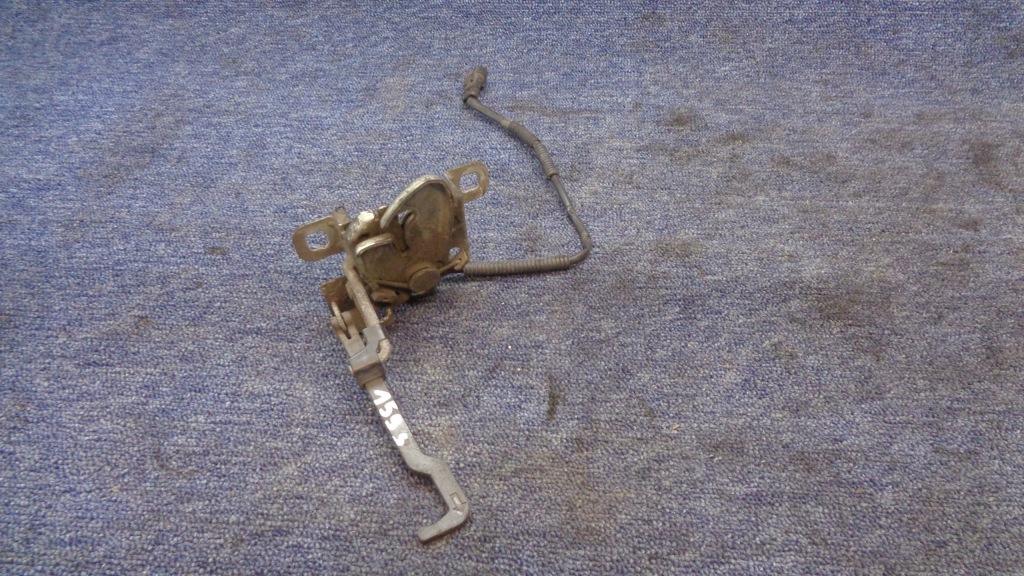 фото №1, Замок капот alfa romeo 159 brera 2005-2008r. оригинал + датчик