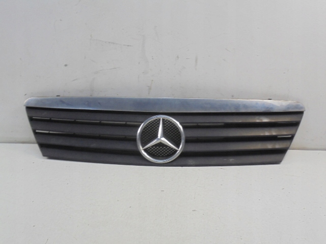 фото №1, Mercedes a w168 решётка радиатора решётка радиатора 1688801483 lift fl