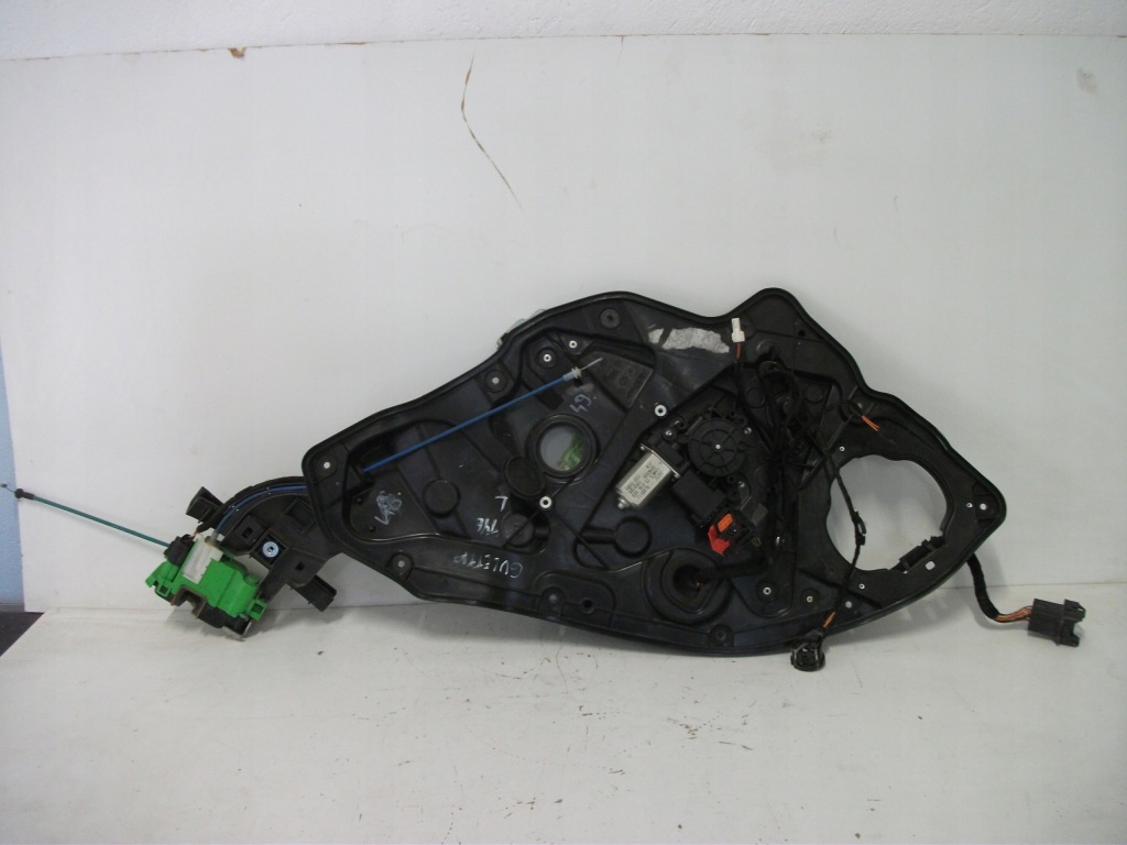 Купить Alfa gulietta подъемник дверь левый задний  1060735