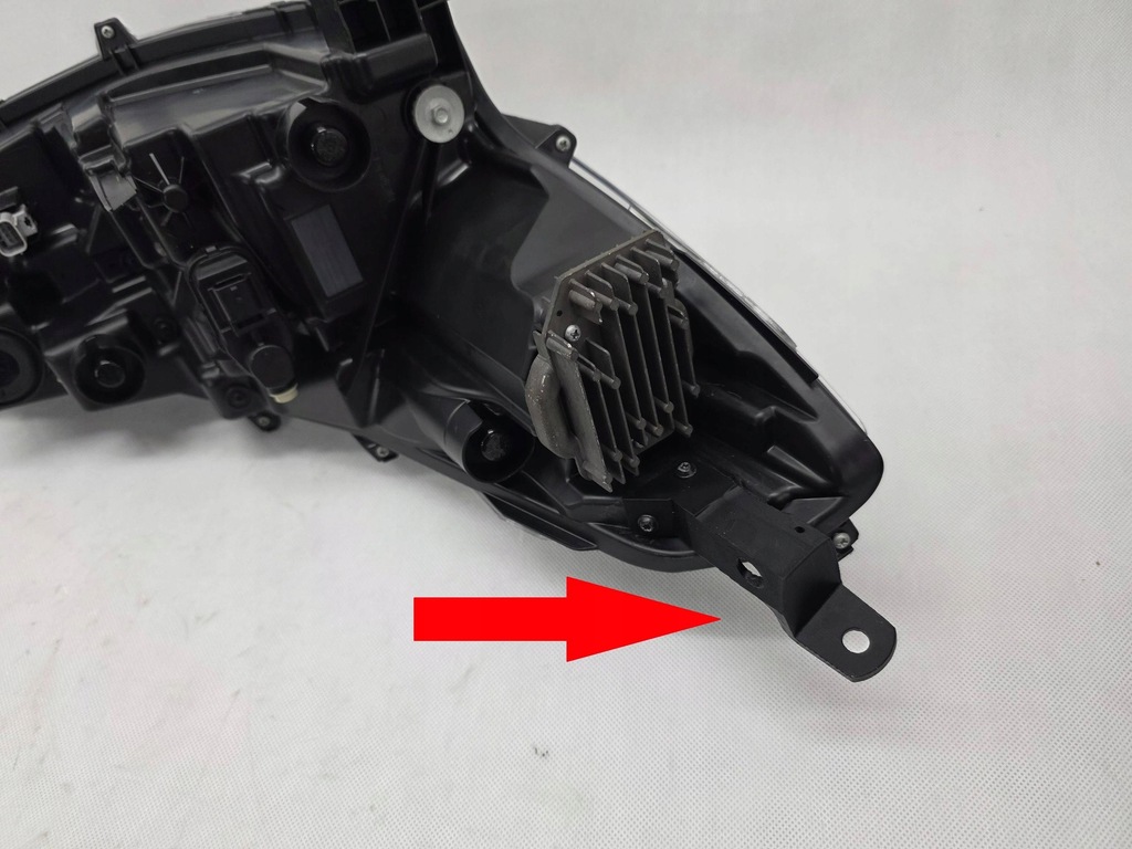 фото №14, Toyota corolla cross 2020 лампа перед передняя левая full led 16-184