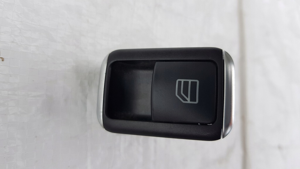 фото №1, Переключатель, подъемник стекло mercedes-benz оригинальный номер a204 905 82 02