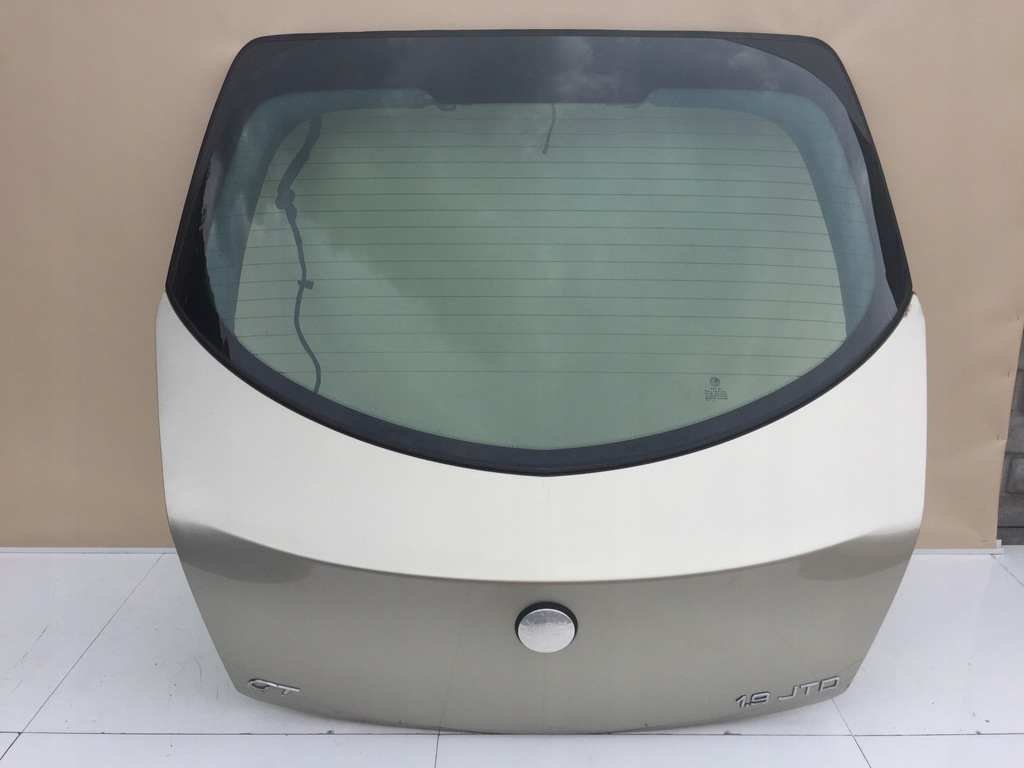 фото №1, Alfa romeo gt кришка багажника багажника скло