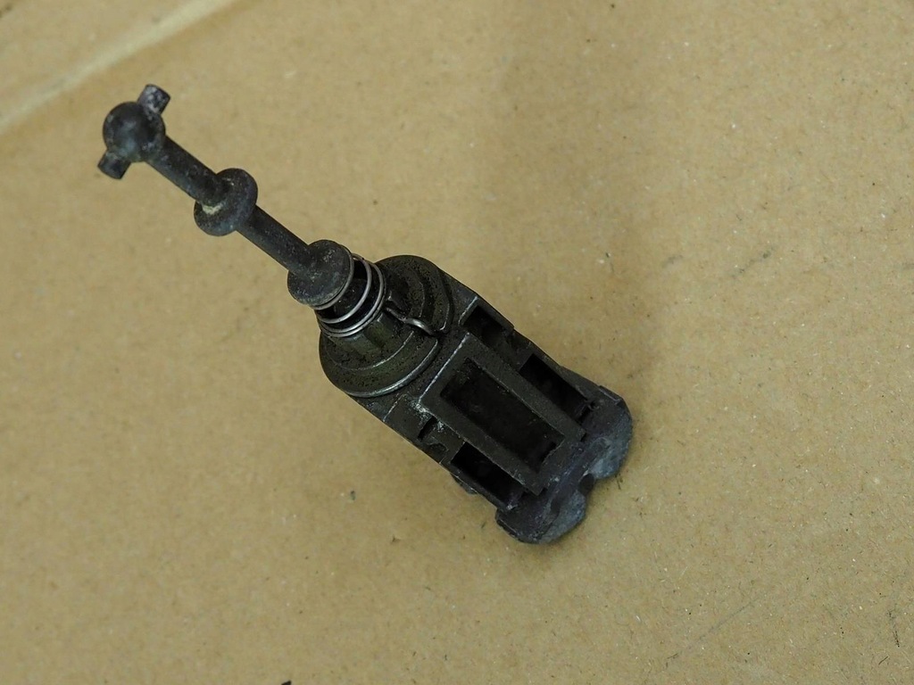 фото №12, Вкладка замка дверь водителя + ключ vel satis