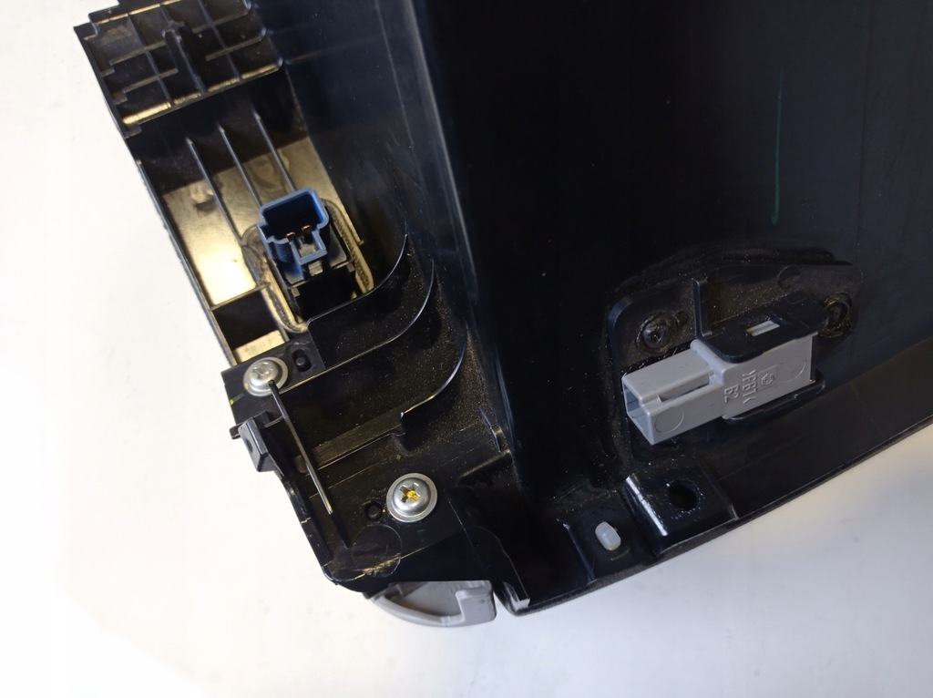 фото №10, Бардачок пасажира lexus is 250 55513-53020