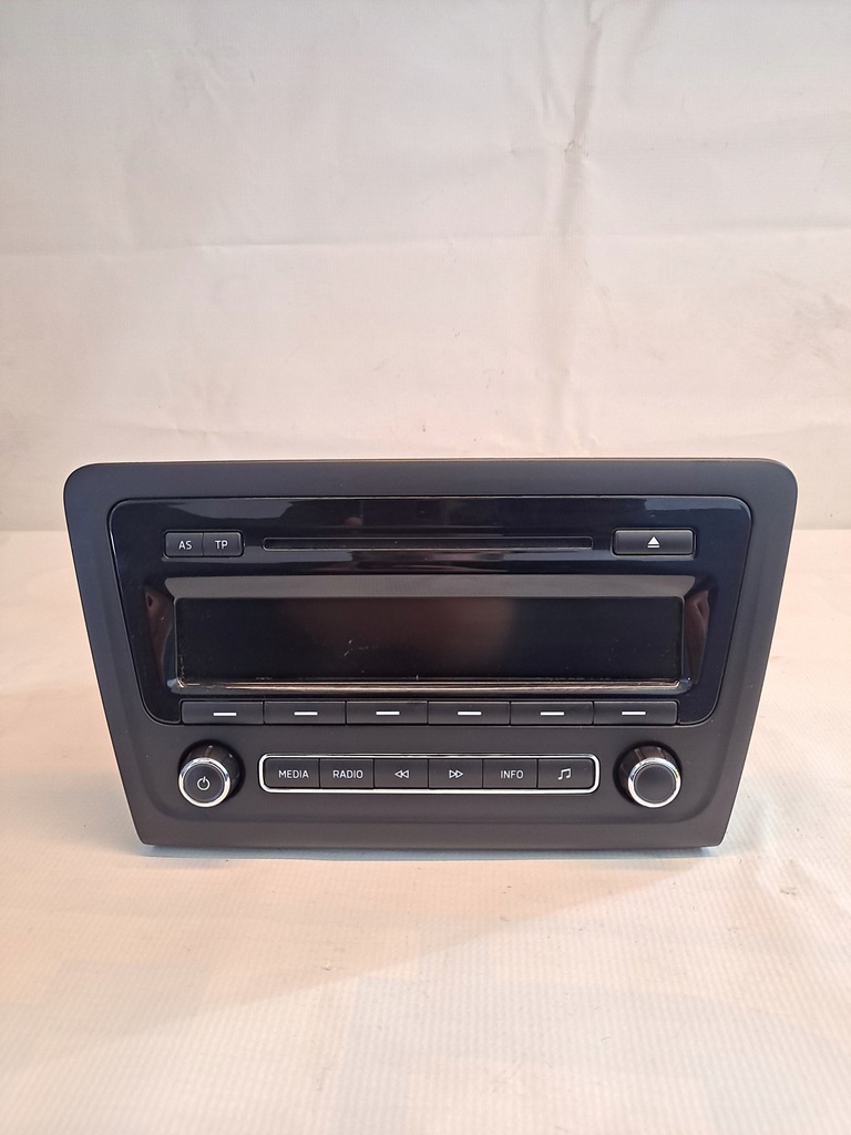 фото №2, Радіо fabyczne skoda rapid 5j0035161e