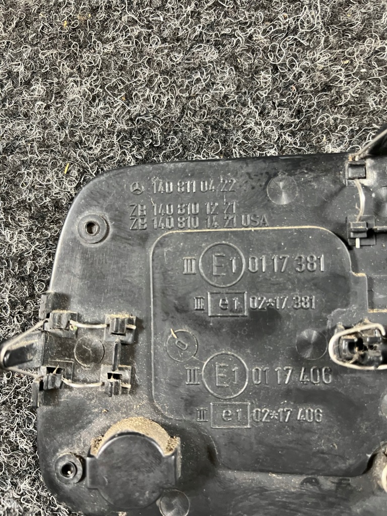 Mercedes w140 s-klasa вкладыш зеркало правого 2pin оригинальный номер 1408110422 Киев