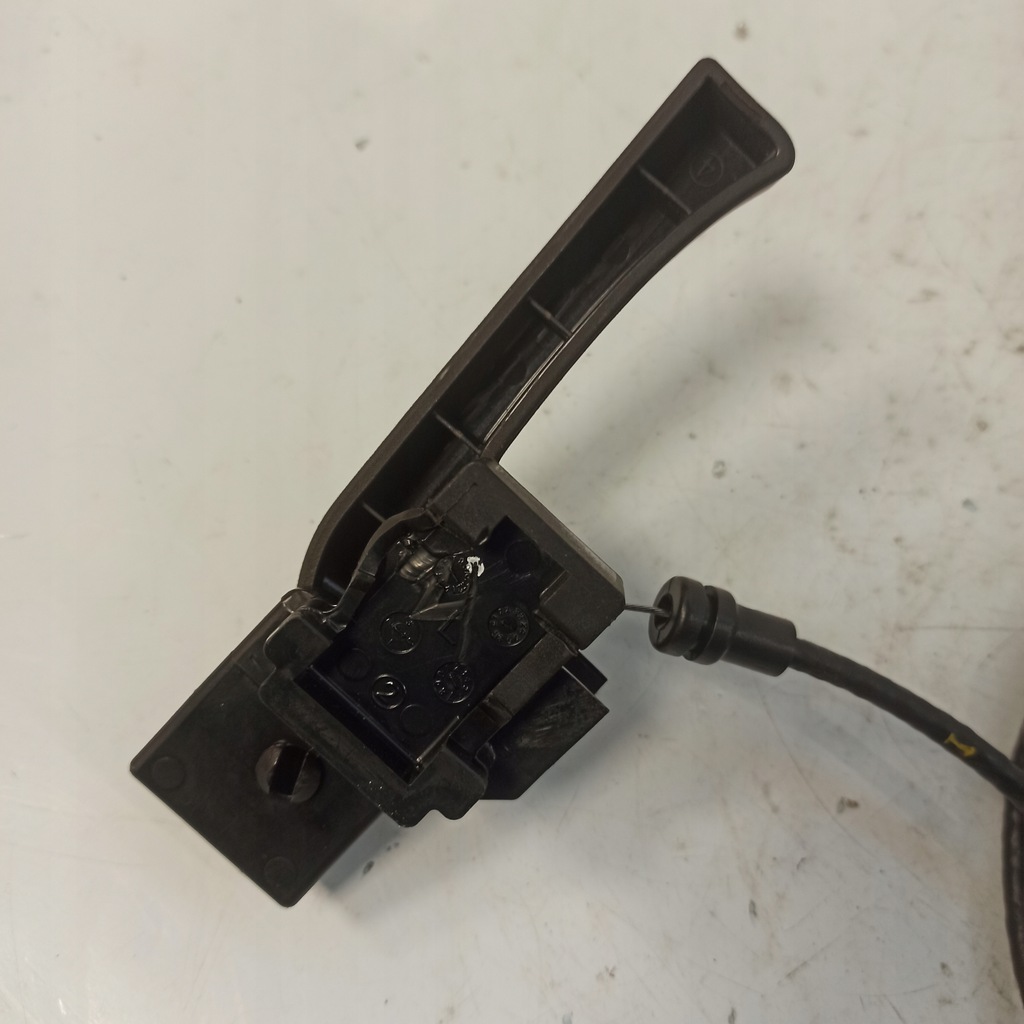 фото №10, Opel astra k v 1.2t трос cięgło капот ручка 39130883