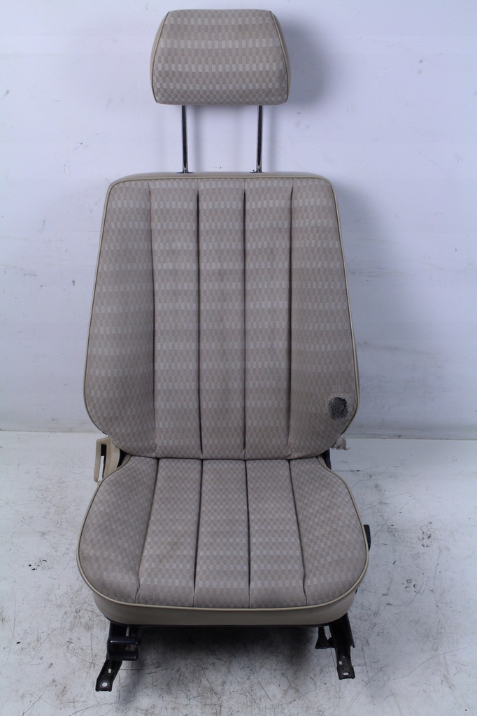 фото №5, Заднее сиденье сиденье kpl. mercedes w201 w190