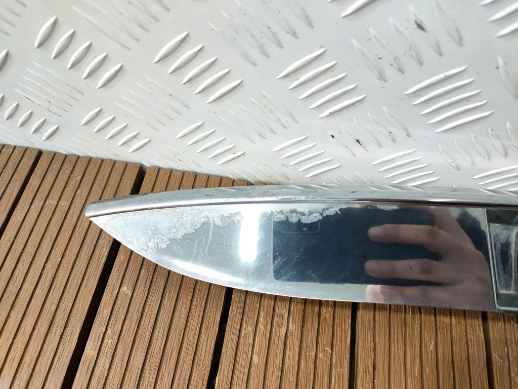 фото №7, Renault grand scenic iii lift 12-16 накладка крышки камера микровыключатель kpl оригинальный номер