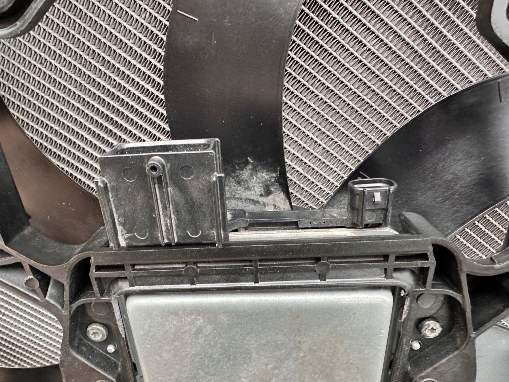 Toyota rav4 5 v lexus nx ii радиатор комплект 2.5 гибрид 16363-31510 Киев