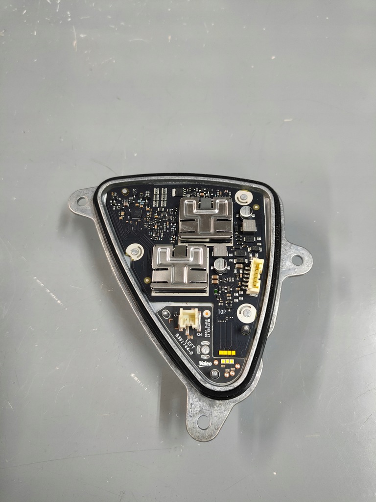 фото №1, Vw t-roc преобразователь модуль led левый jeż 2ga941479 исправный проверенный