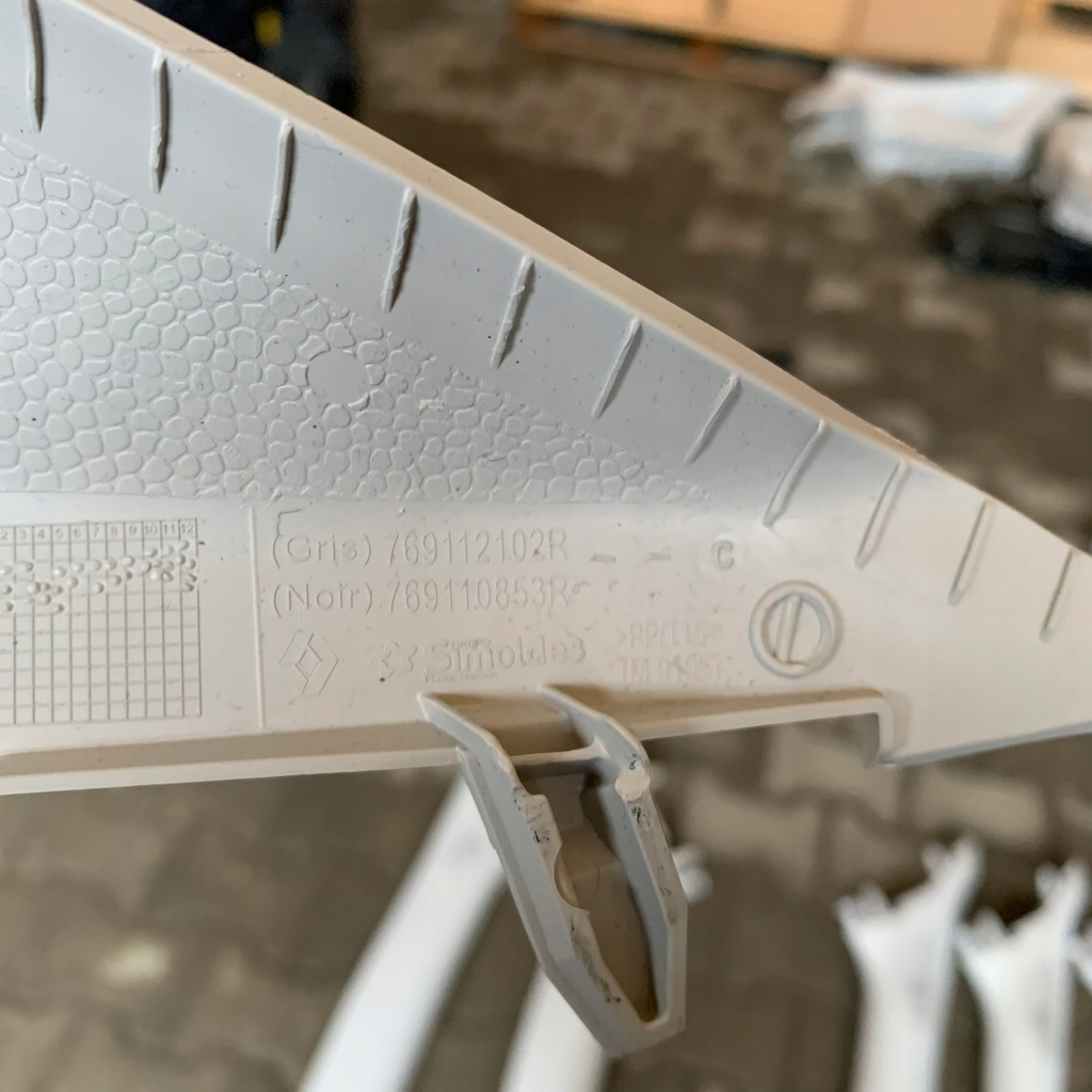 фото №4, Renault captur ii правая защита блок двигателя перед молдинг динамик 769112102r