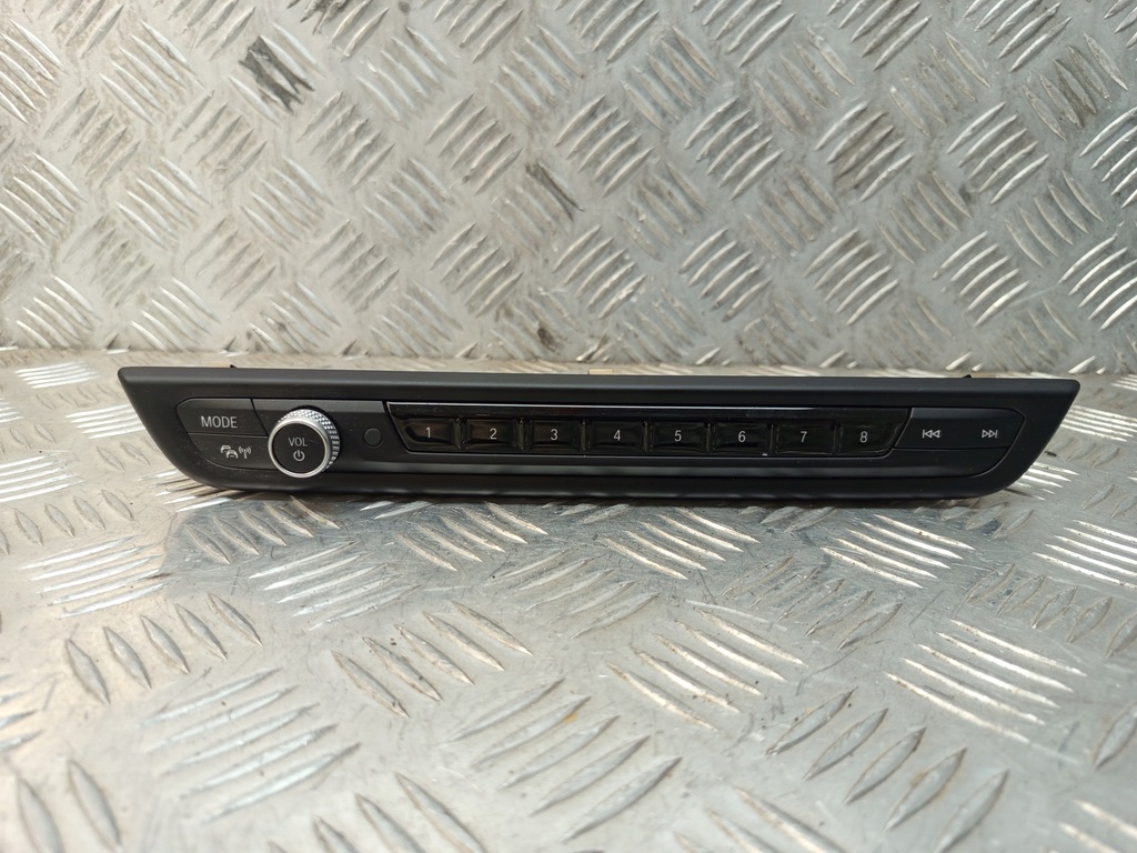 фото №1, Bmw f40 f44 панель управление аудио радио кнопка переключатель 5a47c50