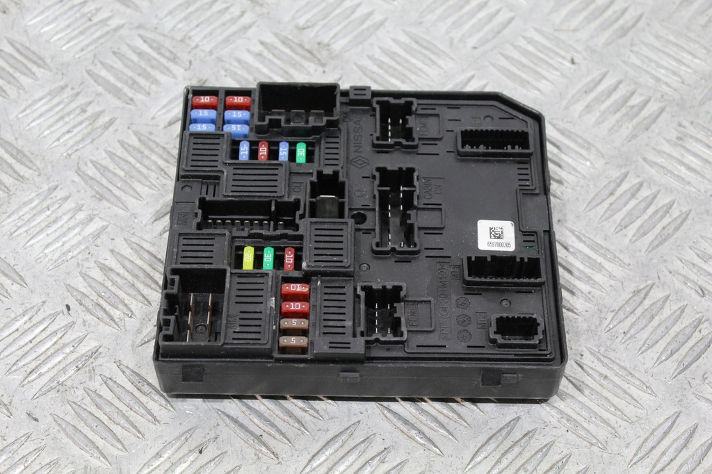 фото №1, Коробка предохранителей koleos ii 2 lift 284b61370r