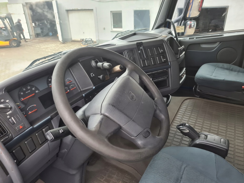 фото №10, Кабина комплектная volvo fh 13 lift globetrotter
