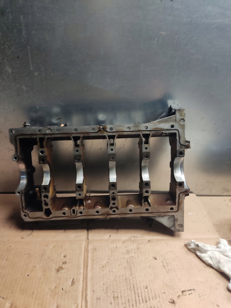 фото №5, Bmw e90 e91 e87 7558266 основа вала dół блок n43 318i 320i