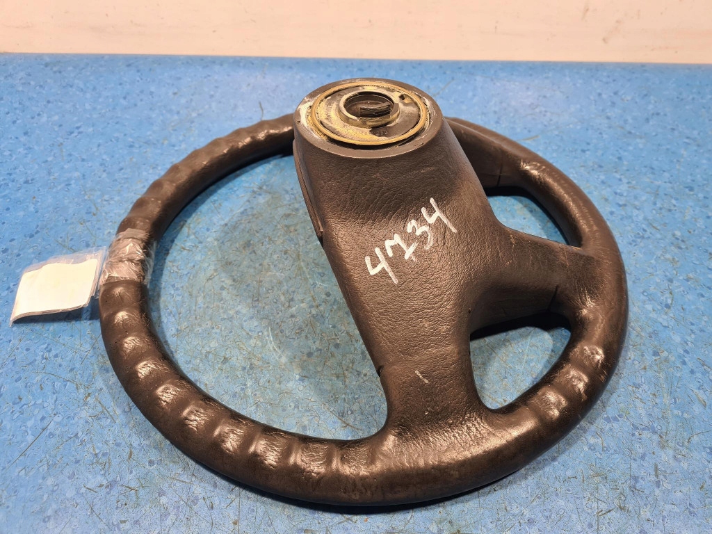 Купити Volkswagen passat b3 1.9 d кермо .