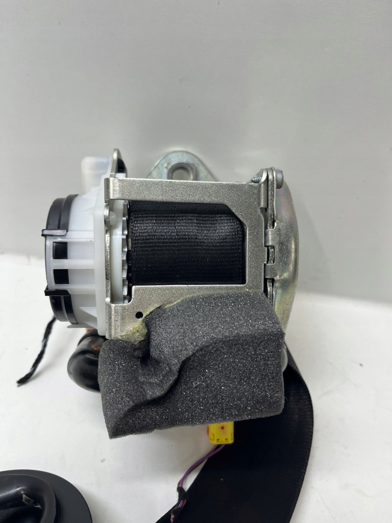 Audi a6 c8 ремни безопасности правый  левое  перед 4k8857705 с Разборки