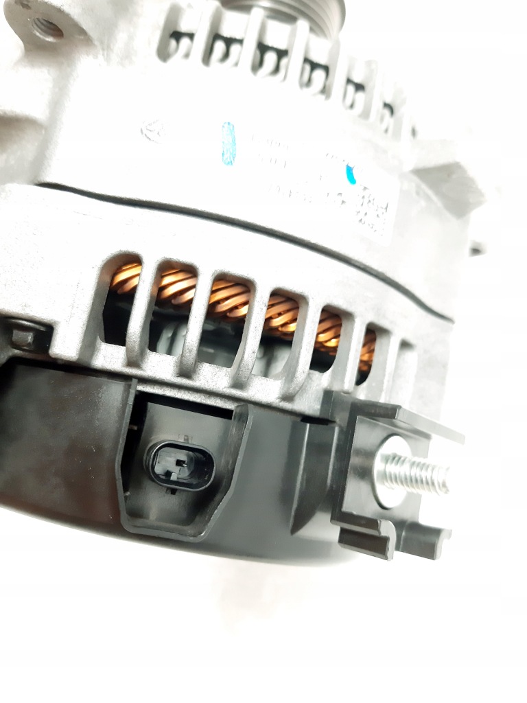 Bmw 5 g30 2.0d генератор 104211-1052 8634167 Зі Шроту