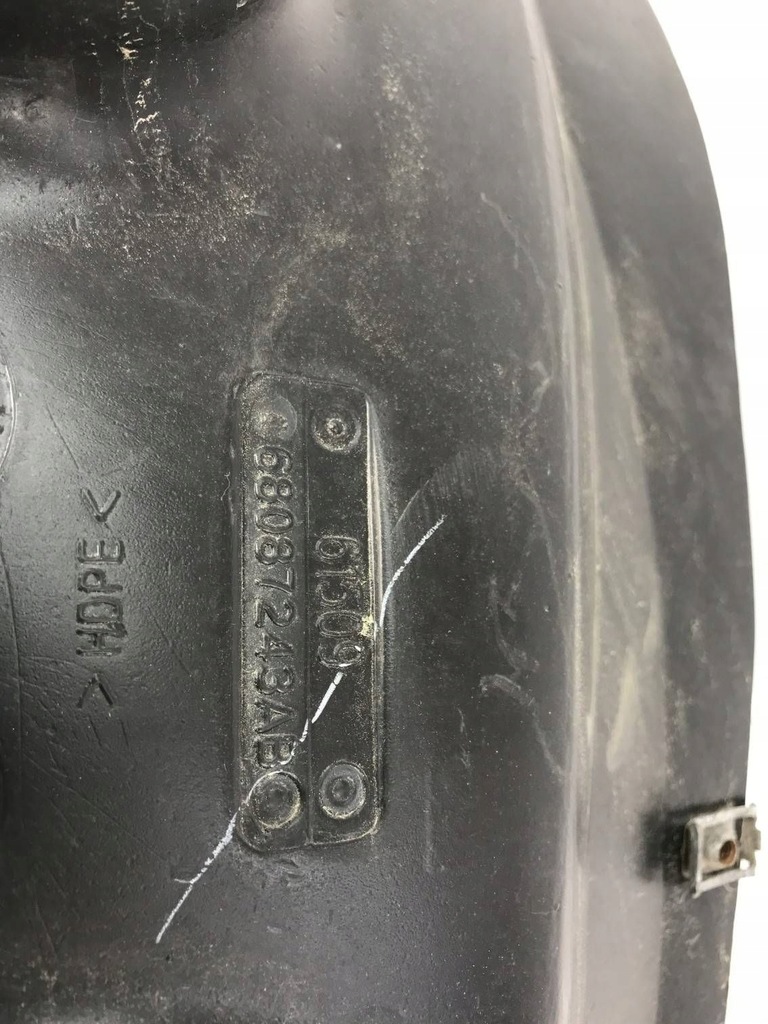 фото №6, Подкрылок левая перед dodge journey freemont 2011-2020r 68087243ab