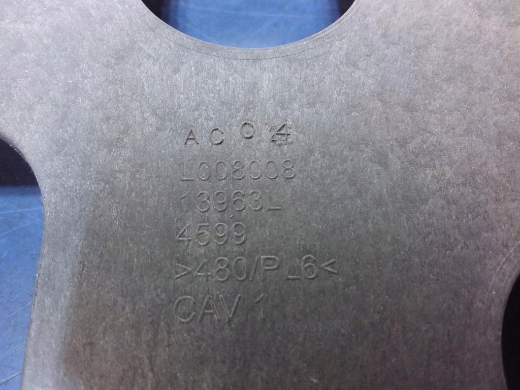 фото №4, Chrysler town country v кронштейн крыша перед