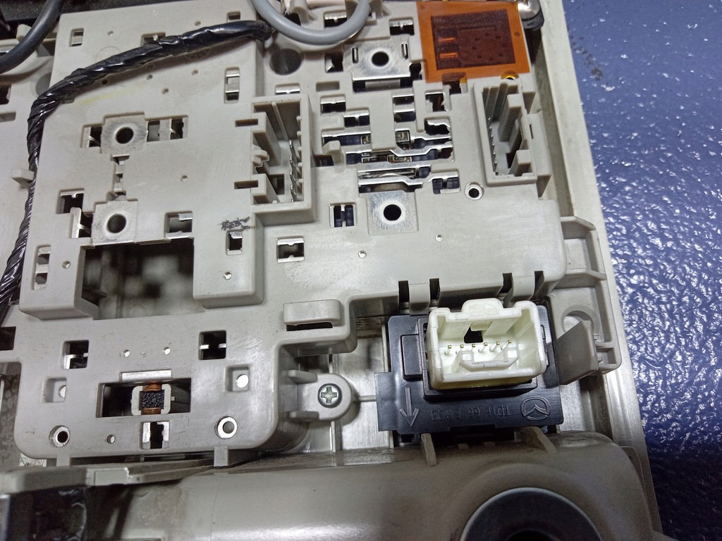 фото №6, Mazda 6 iii gj лампа стельовий перед kd49-69971