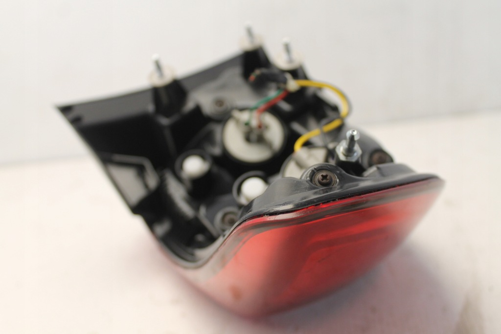 фото №11, Лампа задняя правый задняя santa fe ii lift 2010