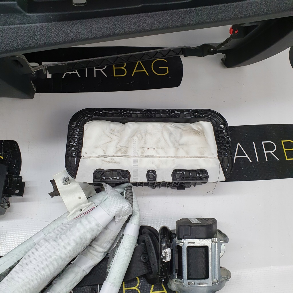 Купить Bmw x3 g01 x4 g02 приборная панель панель  резиновый элемент оригинал подушки безопасности ремни подушка безопасности шторки безопасности