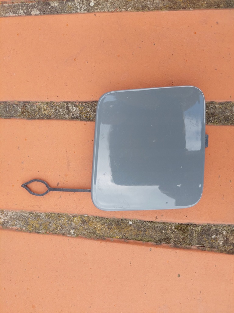 фото №1, Nissan qashqai j12 21- заглушка фаркоп бампер перед оригинал