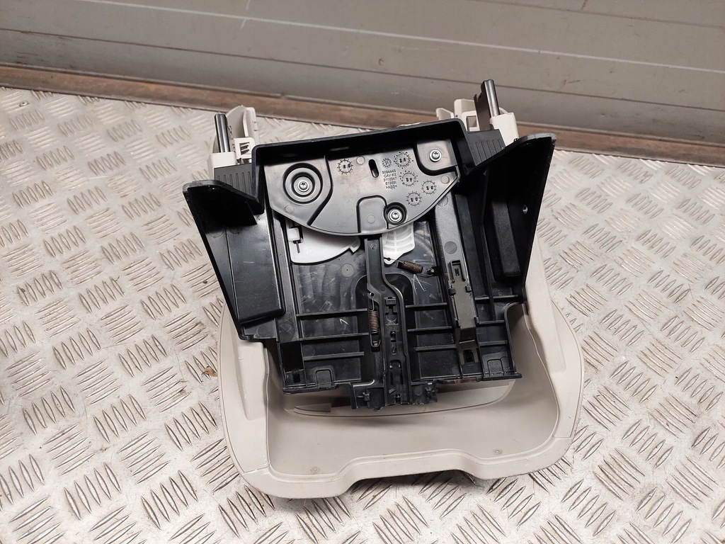 фото №6, Chrysler pacifica 5rl361d2ac с передний бардачки, полка