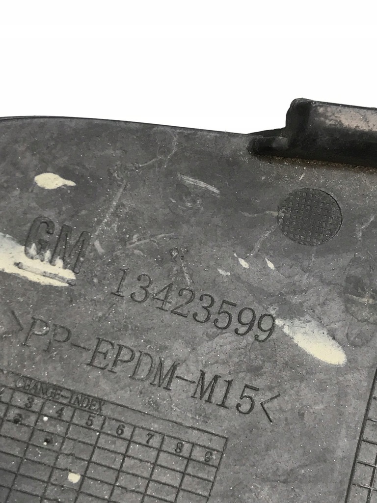 фото №7, Astra j v 5 15-18 заглушка фаркоп бампер перед 13423599 db