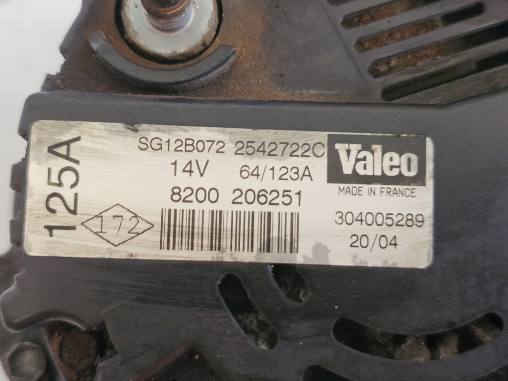 Купить Trafic vivaro master 2.5 dci g9u730 135km 06r генератор 8200206251