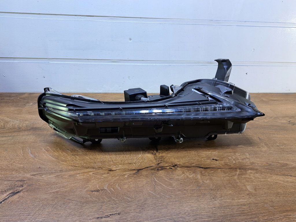 фото №1, Lexus nx лампа передня права протитуманна фара led