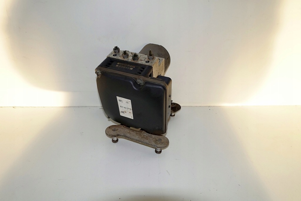 фото №1, Mercedes w211 lift e-klasa насос abs 2114313712
