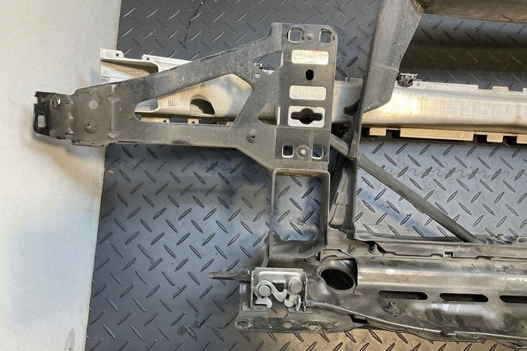 фото №12, Комплект радиатор bmw 5 e60 7148585 4.8l бензиновый 2007