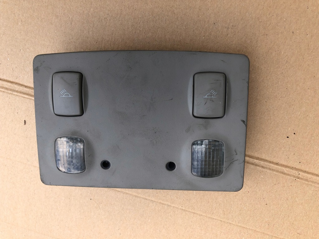 фото №1, Лампа потолочный освещение audi a6 c5 avant 01-