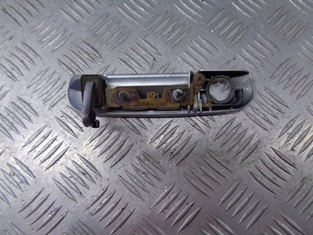 фото №2, Ручка крышки багажника mitsubishi colt vi 21h