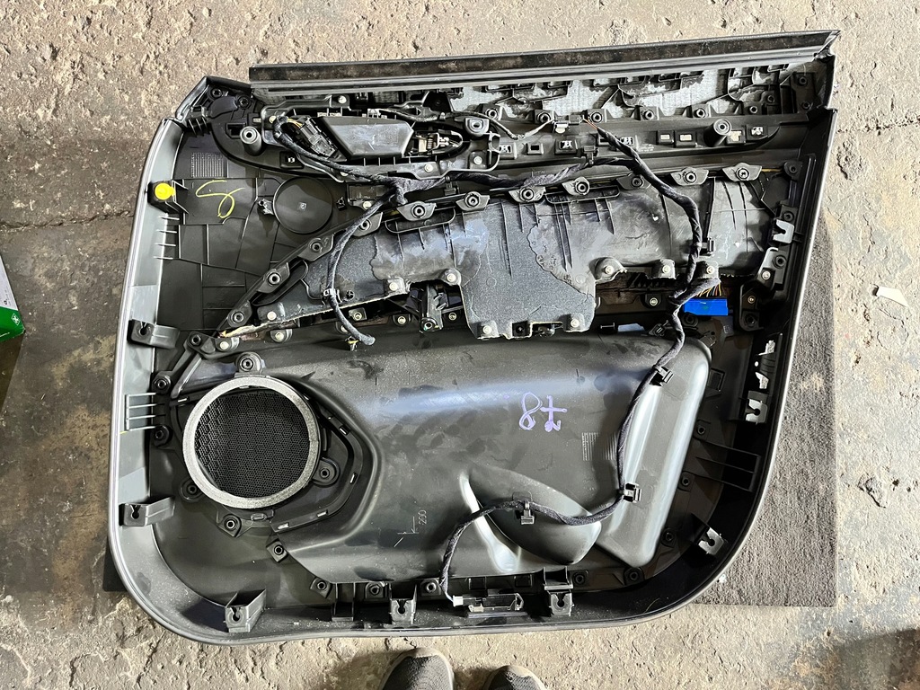 фото №3, 78 alfa romeo stelvio обшивка двері передній лівий