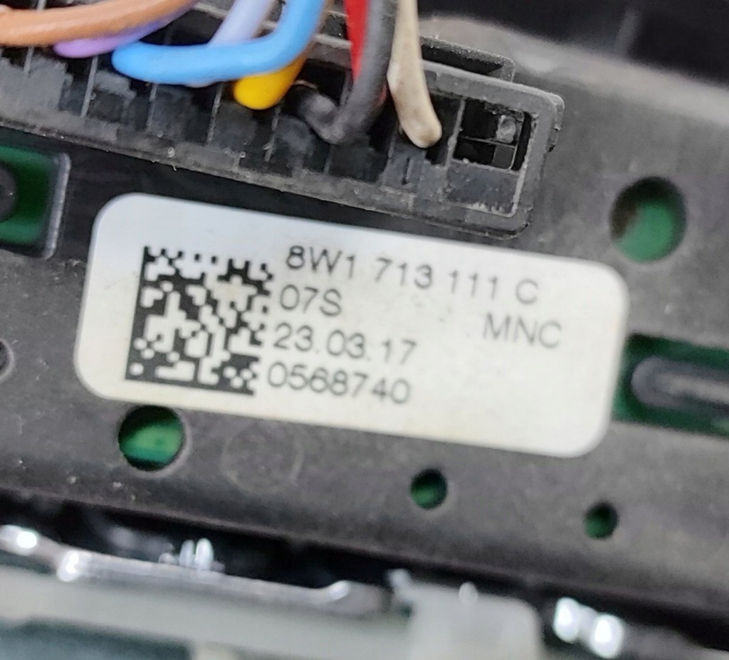 фото №7, Audi a4 allroad b9 2017 домкрат переключения передач / верхний