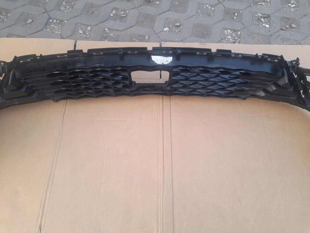 фото №7, Решётка бампера kia proceed оригинал super состояние