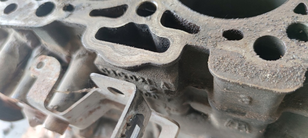 фото №6, Блок двигателя audi a4 b7 a6 c6 2.0 tdi blb 03g021a