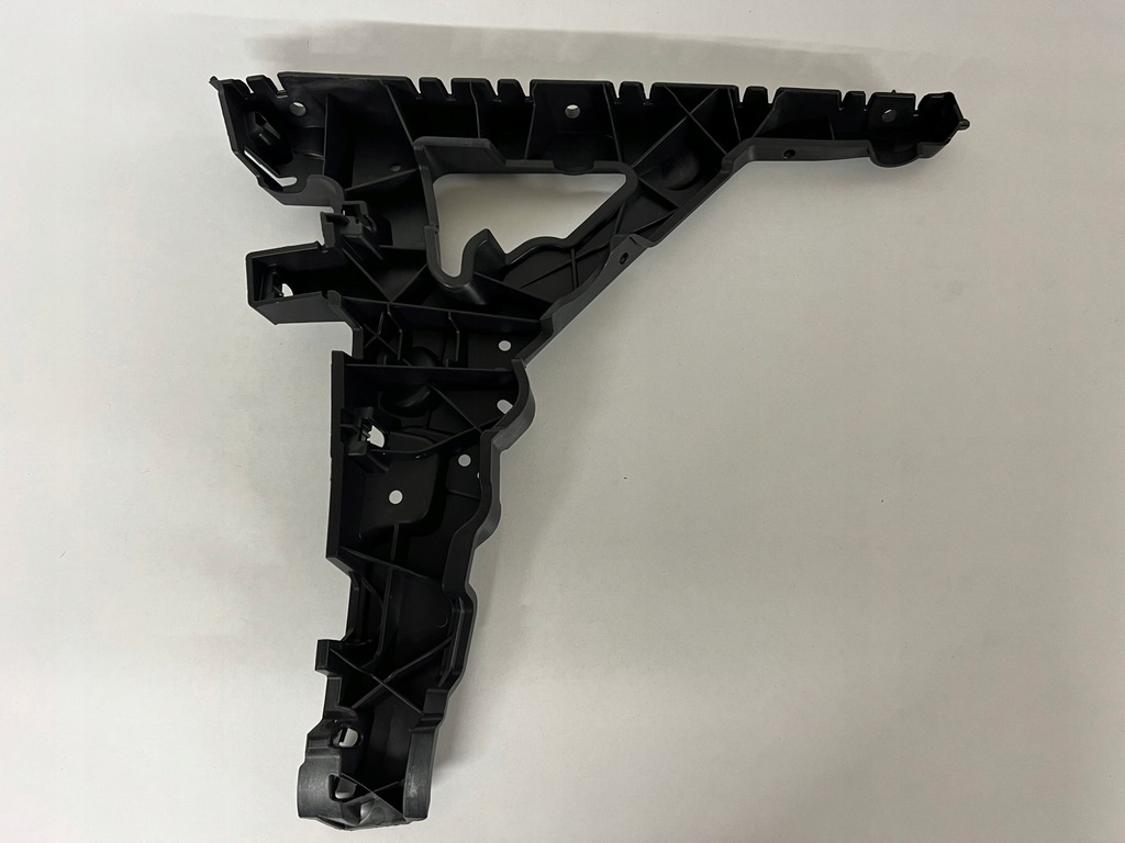 фото №1, Направляющая бампера range rover velar j8a2-17b931-ag