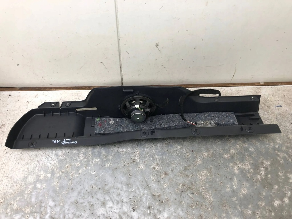 фото №5, Защита пластик багажника левая dacia dokker 799122968r