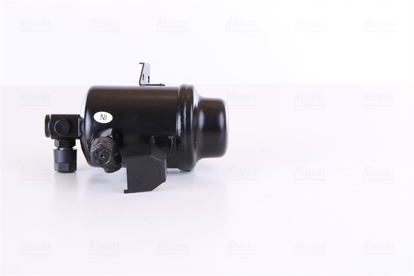 фото №13, Осушувач кондиціонера mercedes cabriolet a124 co