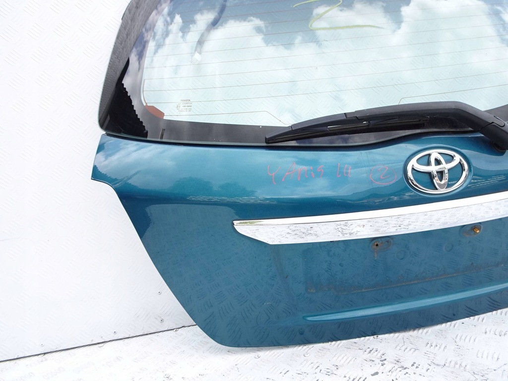 фото №7, Кришка багажника задня kpl. toyota yaris iii 788